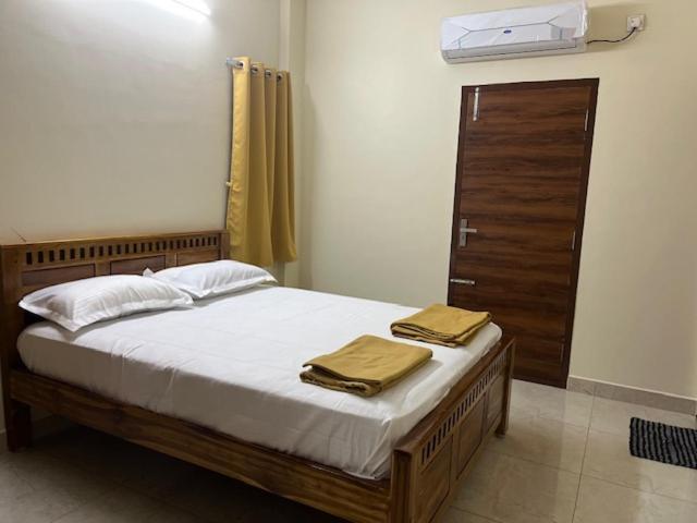 Girivalam Vista Residency Apartment ติรุวันนามาลัย ภายนอก รูปภาพ